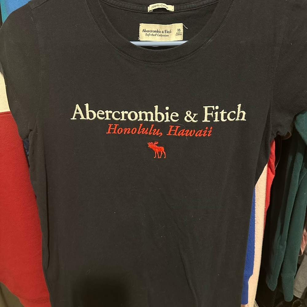Abercrombie & Fitch Black T-Shirt
